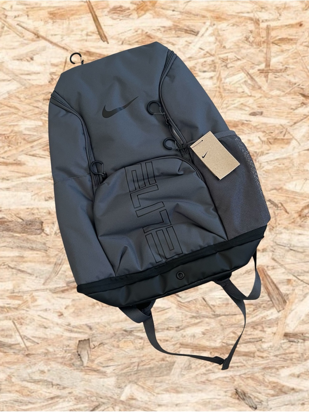 ✔️NWT✔️ NIKE Varsity Elite Backpack Grey Black - Picture 2 of 15